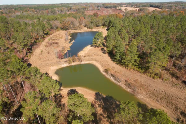 $200,000 | 115 Off Creek, Carrollton, MS 38917