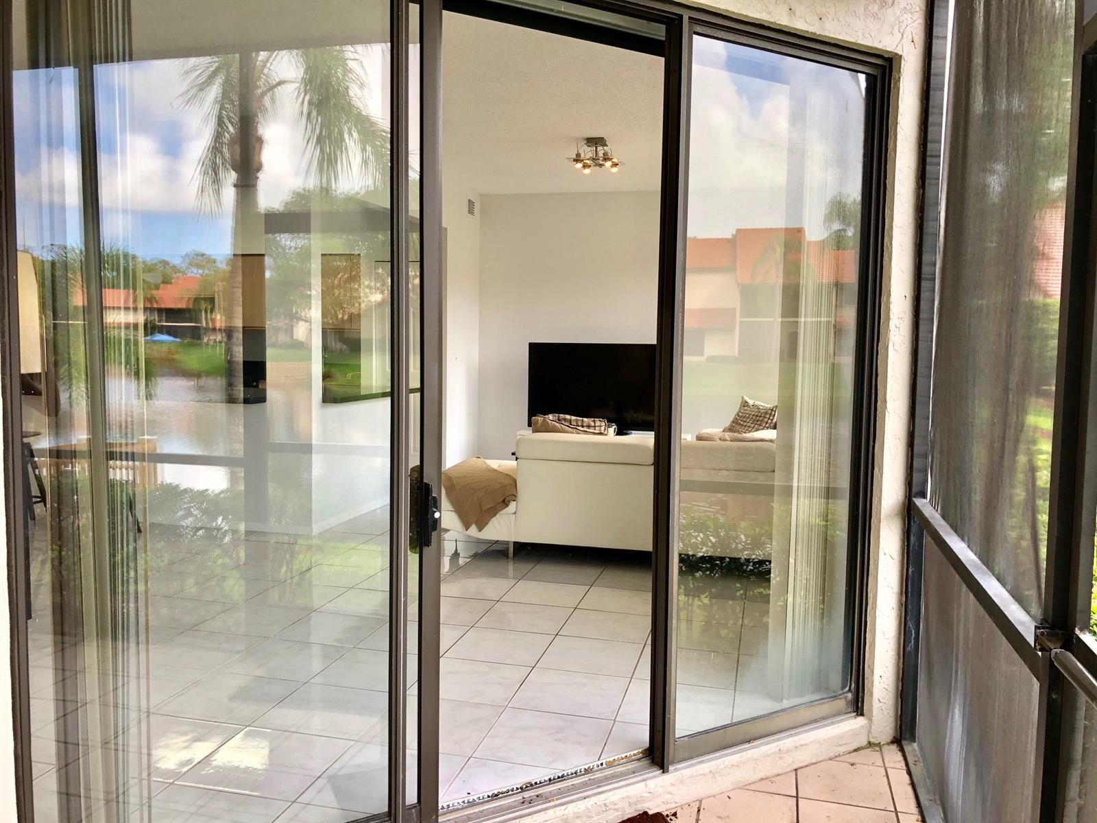 5801 Coach House Circle, Unit D Boca Raton, FL 33486 - Photo 27 of 34 Patio