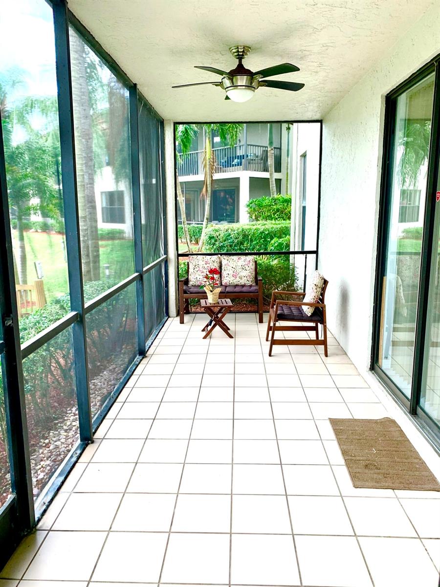 5801 Coach House Circle, Unit D Boca Raton, FL 33486 - Photo 32 of 34 patio