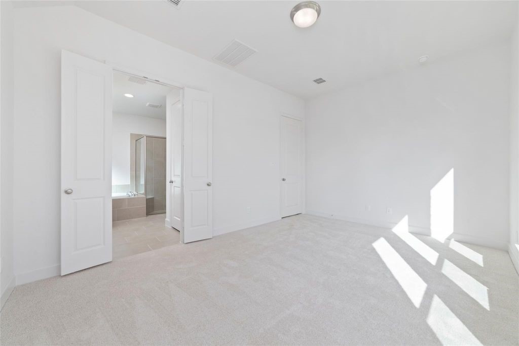 1434 Girasol Street Magnolia, TX 77354 - Photo 20 of 22 a view of an empty room