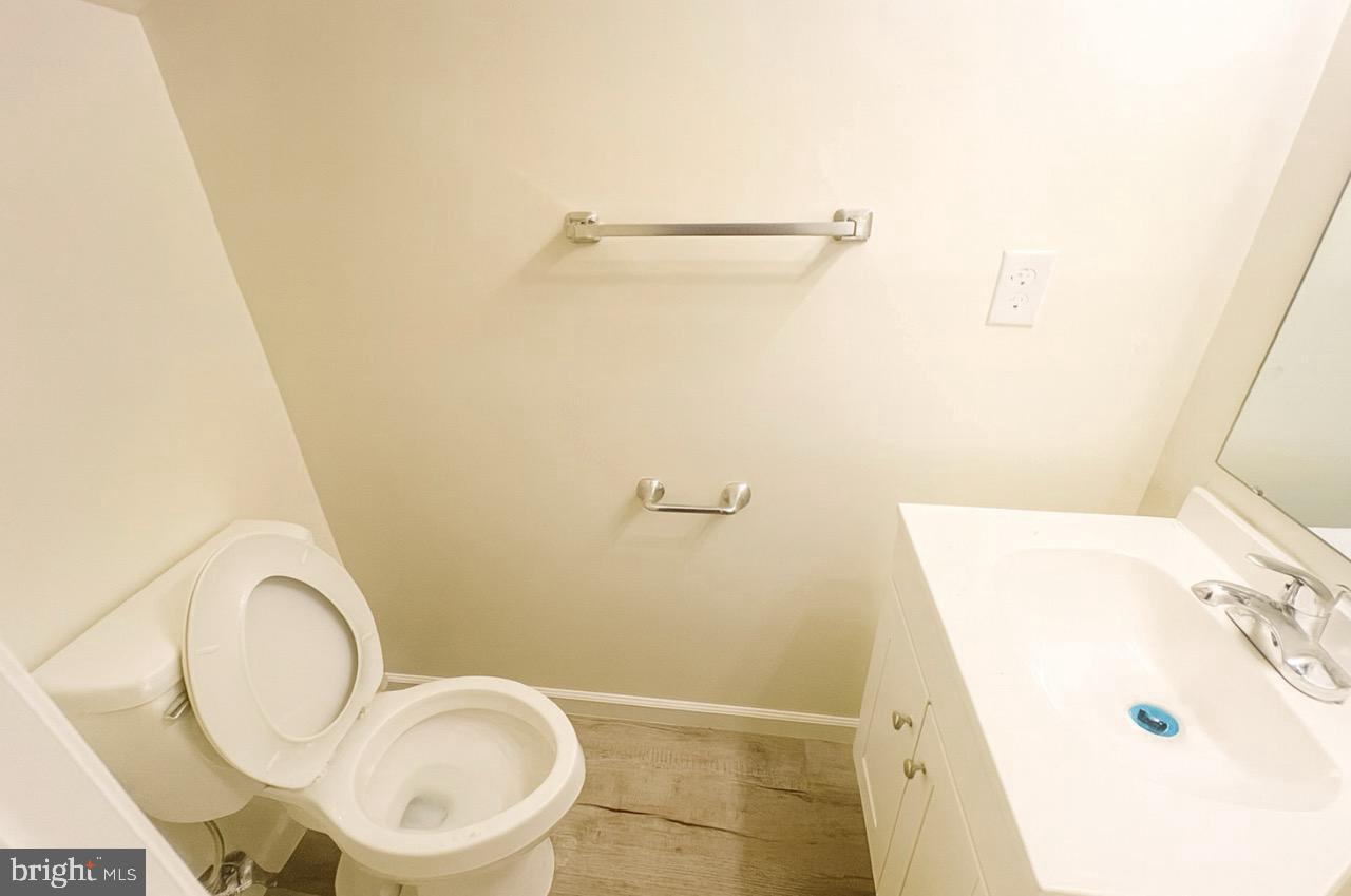 45293 Rumsford Lane California, MD 20619 - Photo 7 of 12 Main floor half bath