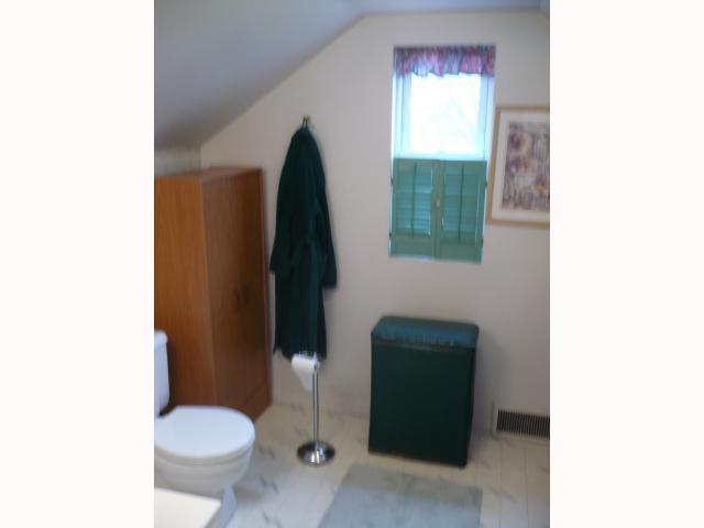 1033 Vernon Road Bexley, OH 43209 - Photo 9 of 12 Gallery Image 9