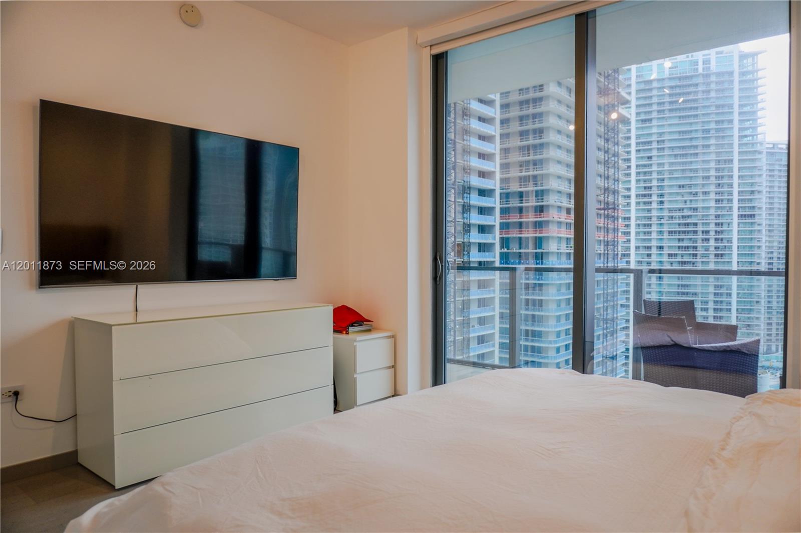 88 Southwest 7th Street, Unit 2112 Miami, FL 33130 - Photo 14 of 33