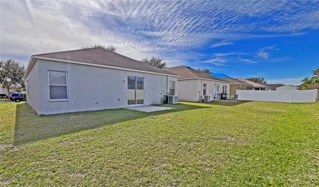 $2,200 | 24925 Vintage Court, Lutz, FL 33559