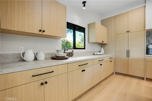 $1,899,000 | 20553 Califa Street, Woodland Hills, CA 91367