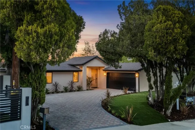 $1,899,000 | 20553 Califa Street, Woodland Hills, CA 91367