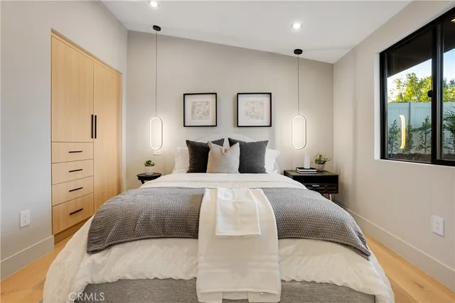 $1,899,000 | 20553 Califa Street, Woodland Hills, CA 91367