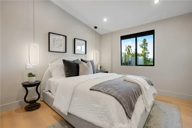 $1,899,000 | 20553 Califa Street, Woodland Hills, CA 91367