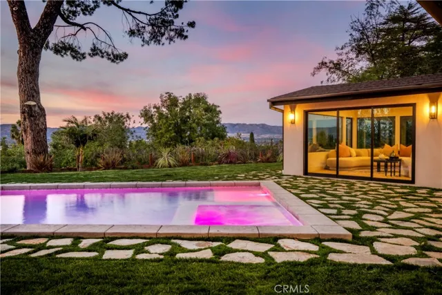 $1,899,000 | 20553 Califa Street, Woodland Hills, CA 91367