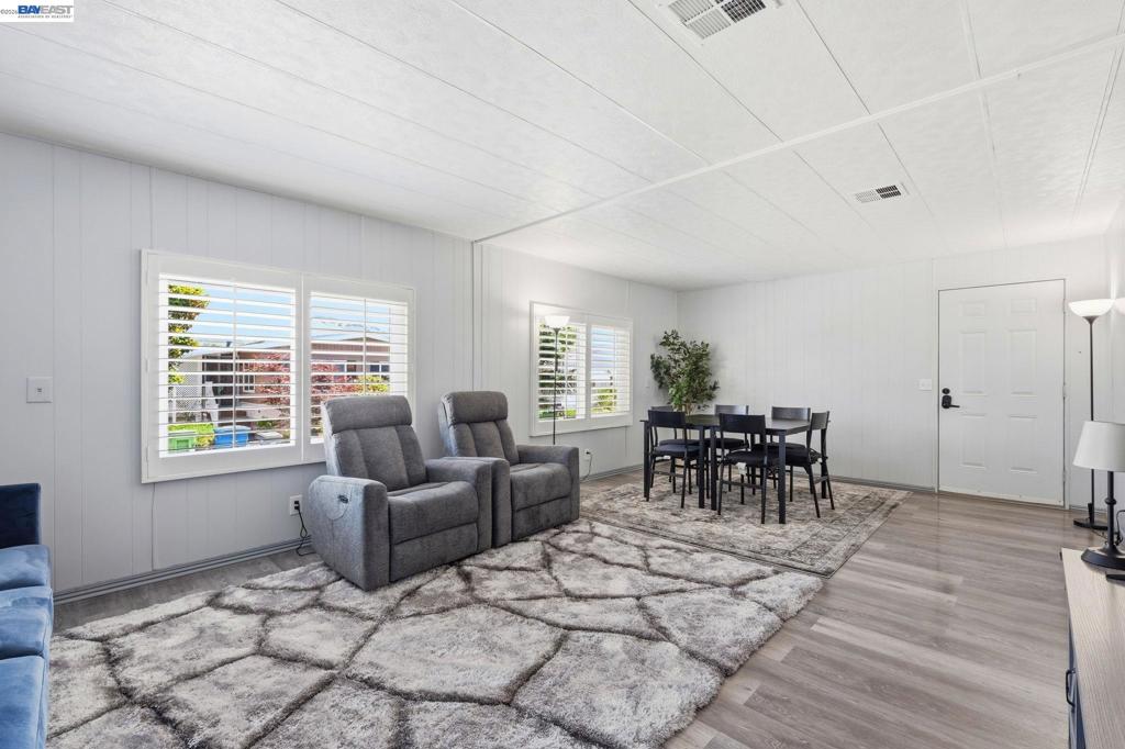 29143 Colorado Road Hayward, CA 94544 - Photo 5 of 36