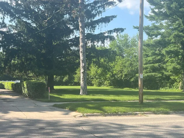 $550,000 | 965 Racine Street, Delavan, WI 53115