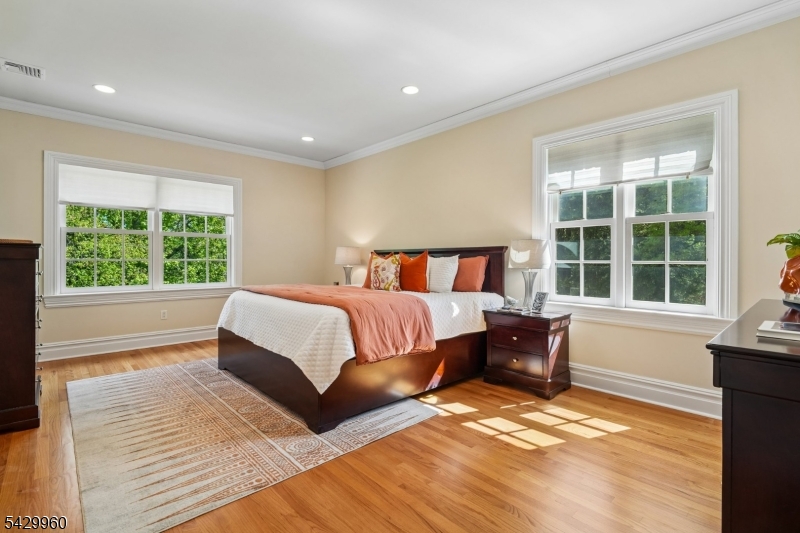 6 Grosvenor Road Short Hills, NJ 07078 - Photo 34 of 50