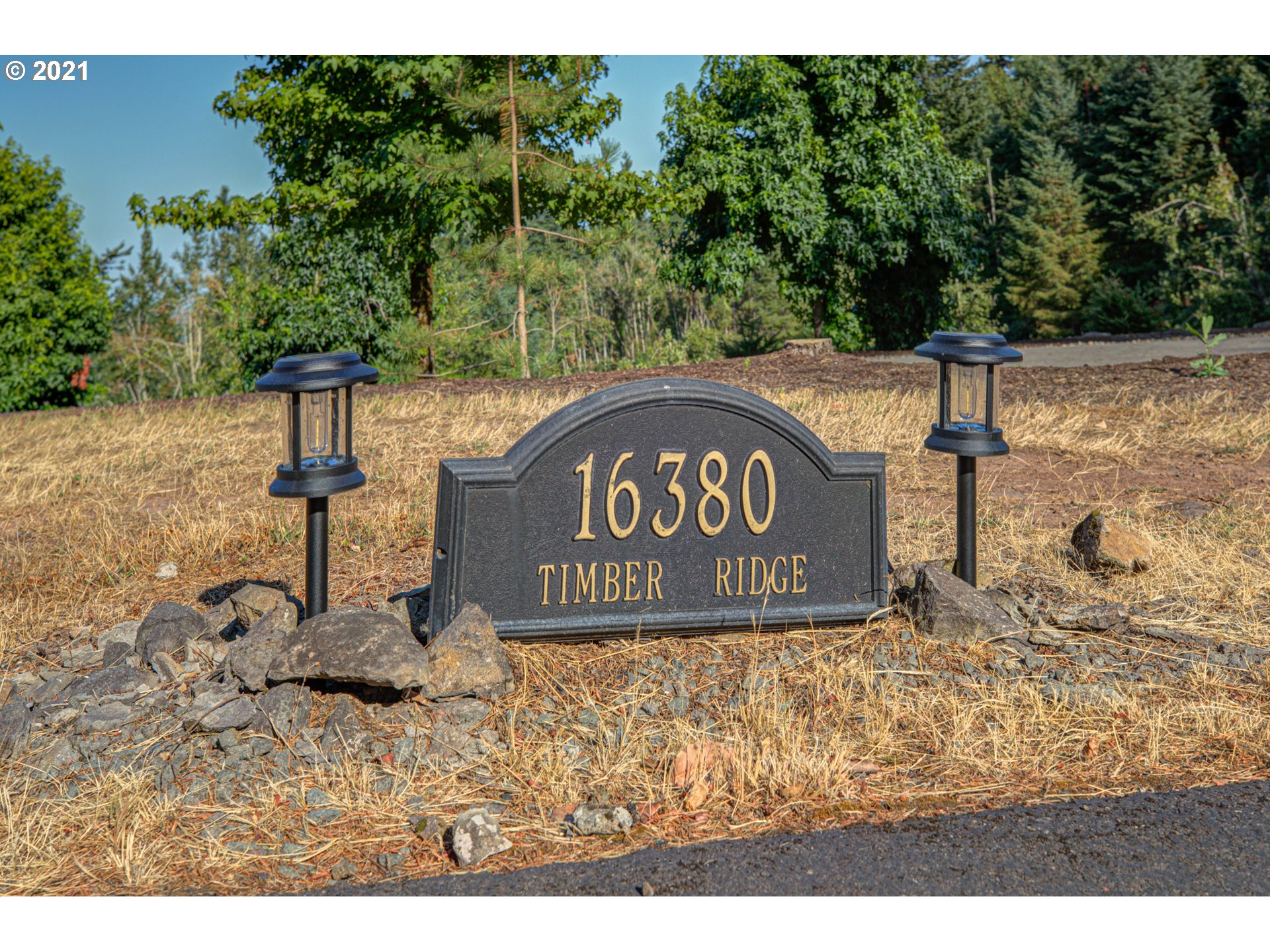 16380 South Timber Ridge Drive Oregon City, OR 97045 - Photo 4 of 32 Gallery Image 4
