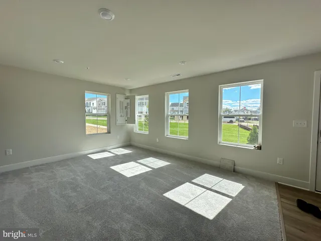 a view of livingroom with windows