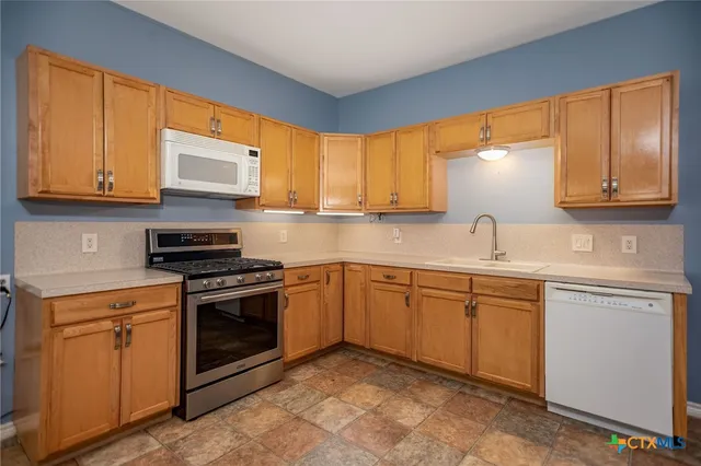 a close view of sink