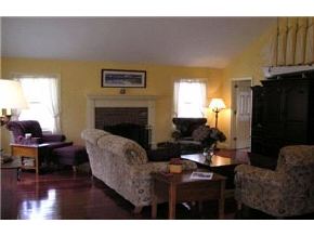 1078 Gorham Pond Road Dunbarton, NH 03046 - Photo 4 of 9