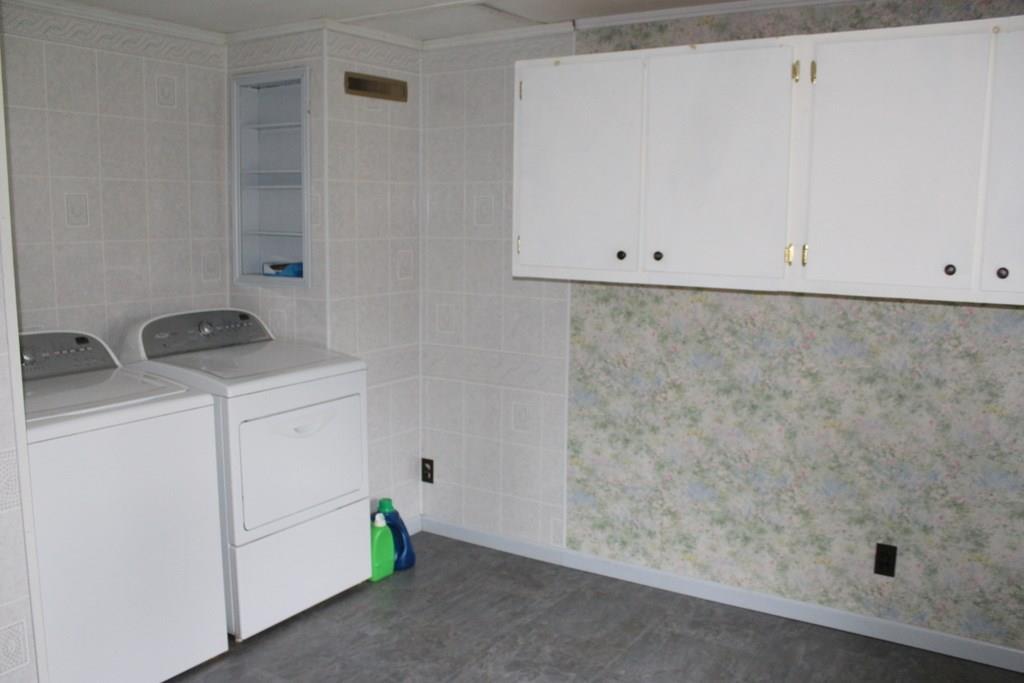 21 Pinewood Road Canton, MA 02021 - Photo 10 of 15 Photo