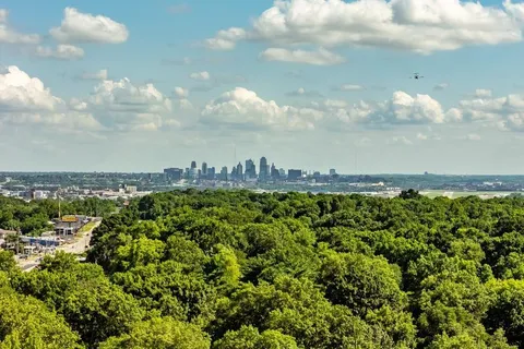 $420,000 | 134 Northeast 47th Street, Kansas City, MO 64116