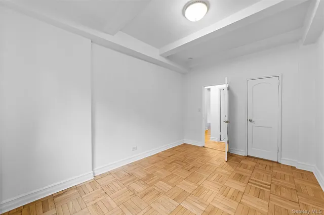 $395,000 | 3850 Hudson Manor Terrace, Unit LBE | Riverdale