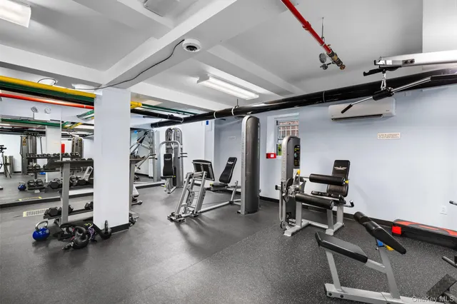 $395,000 | 3850 Hudson Manor Terrace, Unit LBE | Riverdale