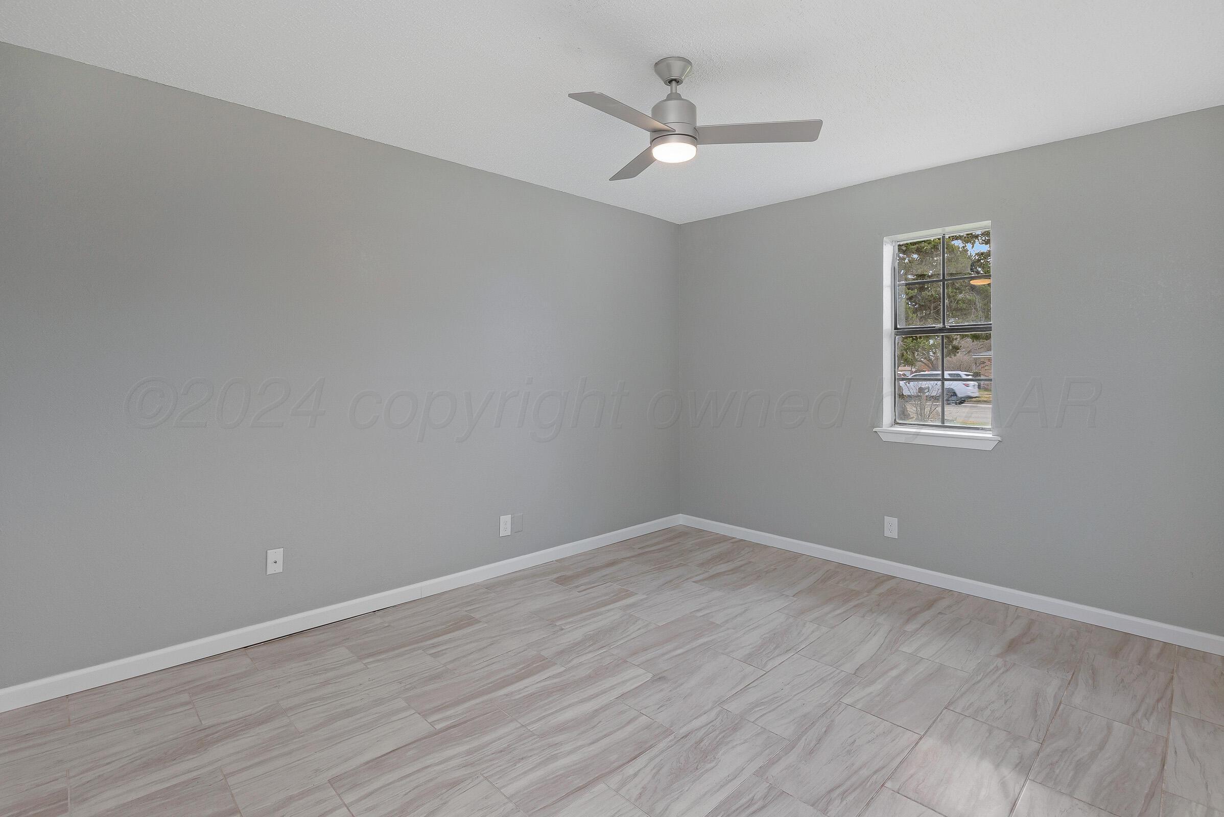 5302 Hillside Road Amarillo, TX 79109 - Photo 17 of 24 017_Bedroom 2