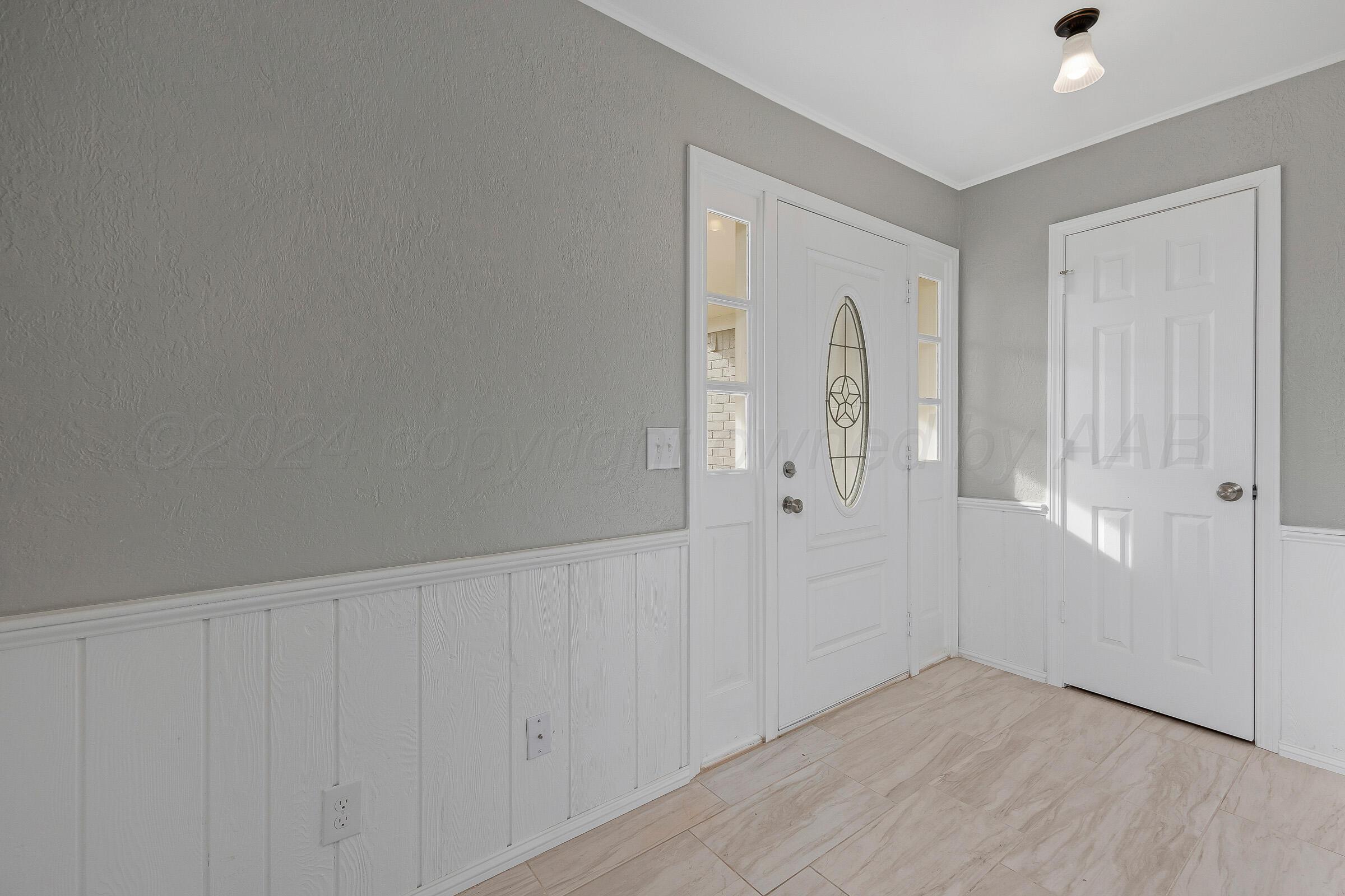 003_Foyer