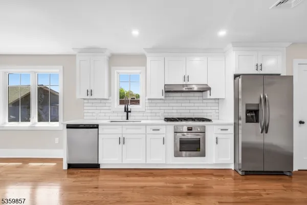 $2,950 | 162 Closter Dock Road, Unit A, Closter, NJ 07624