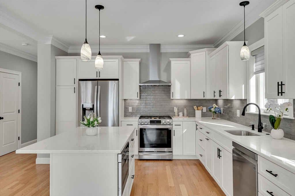 126 Dale Street Waltham, MA 02451 - Photo 14 of 42