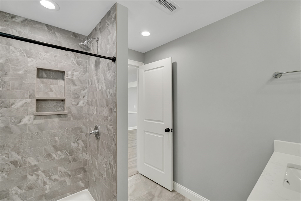 126 Dale Street Waltham, MA 02451 - Photo 39 of 42