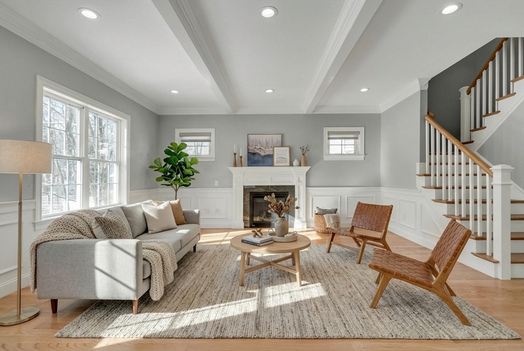 126 Dale Street Waltham, MA 02451 - Photo 6 of 42