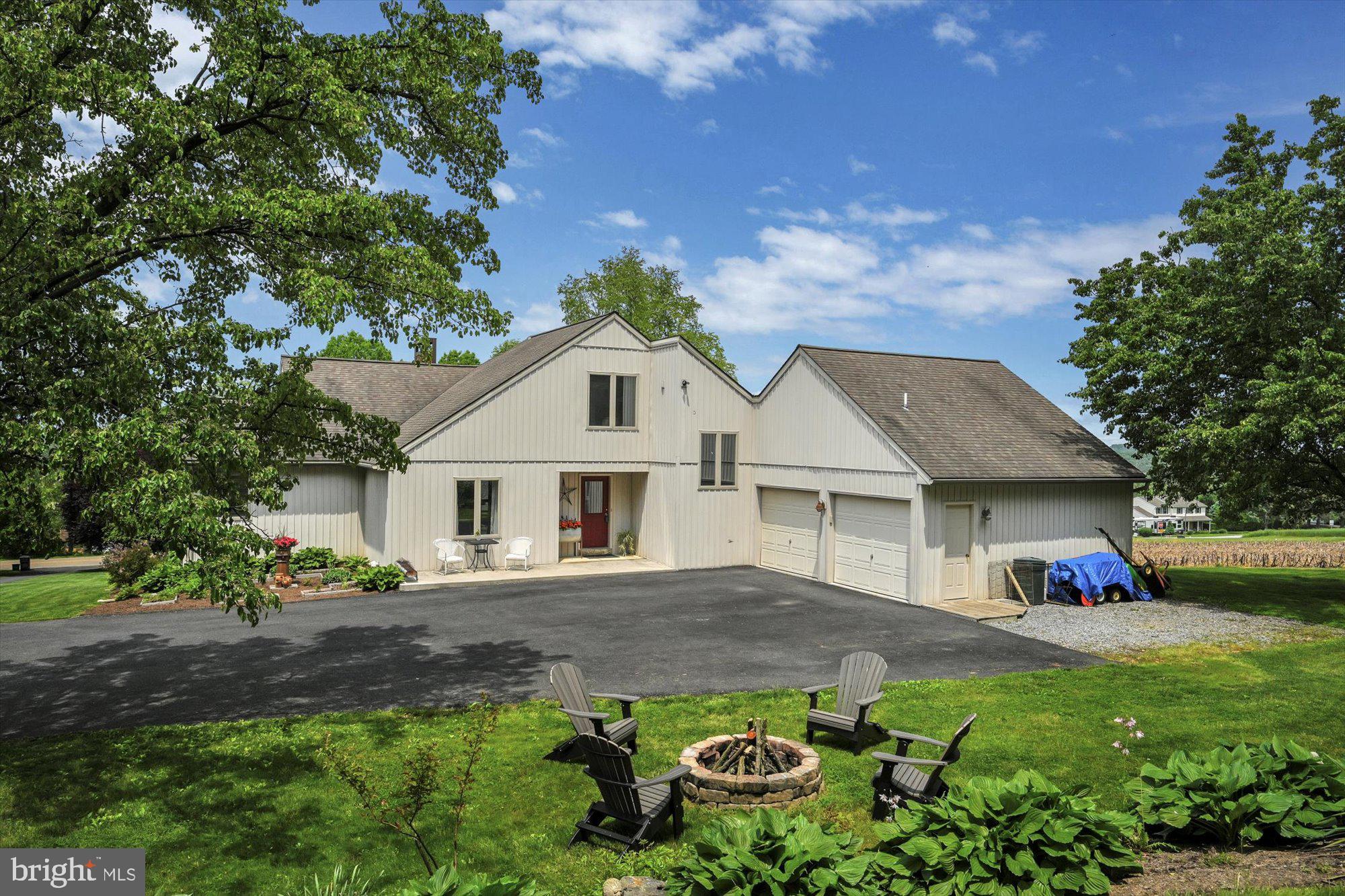300 House Rock Road Pequea, PA 17565 - Photo 1 of 37 Front