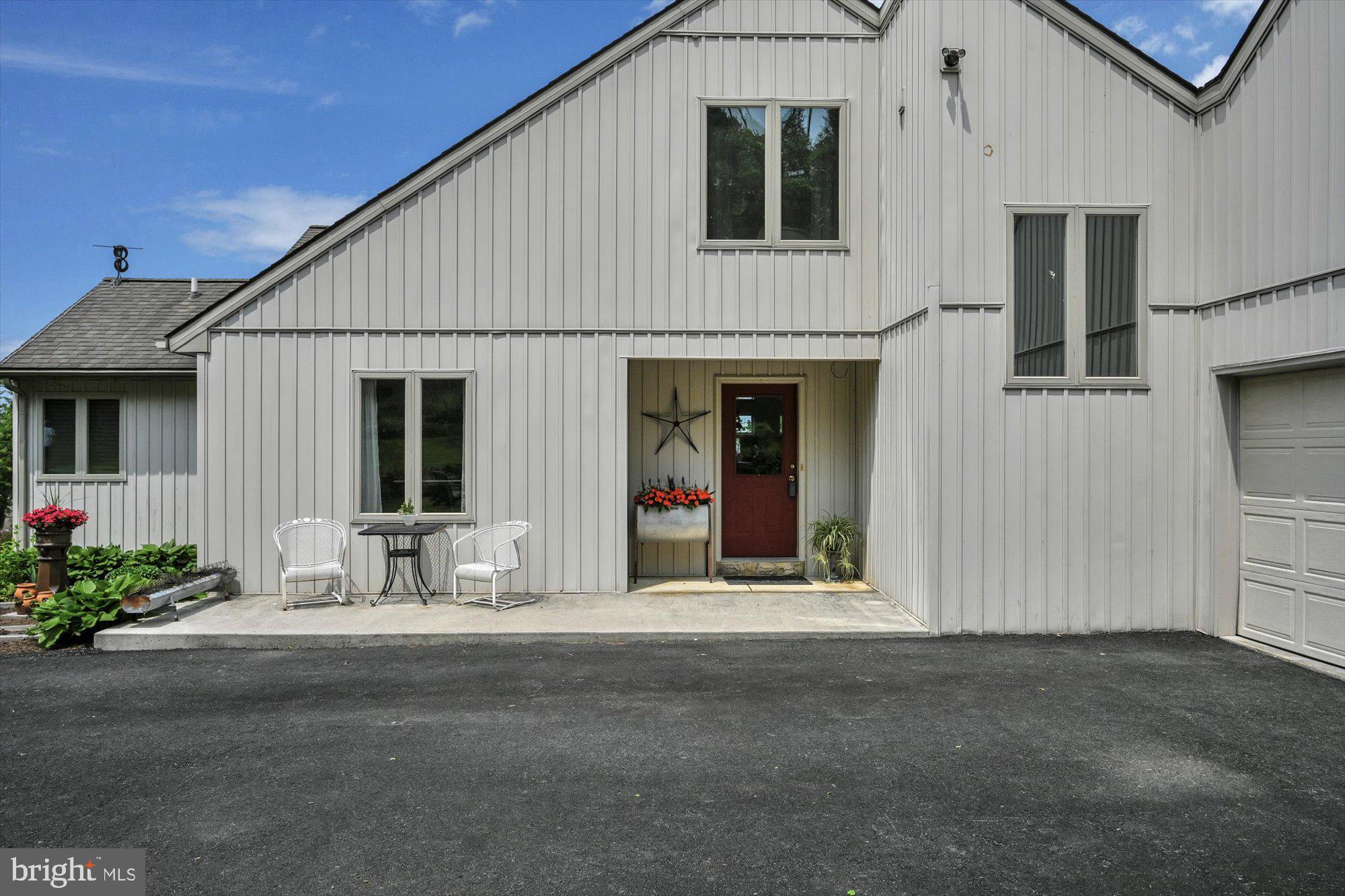 300 House Rock Road Pequea, PA 17565 - Photo 2 of 37 Front
