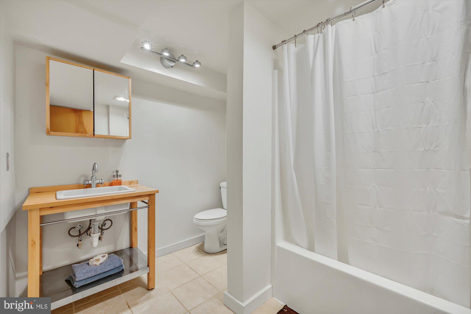 300 House Rock Road Pequea, PA 17565 - Photo 29 of 37 Bathroom