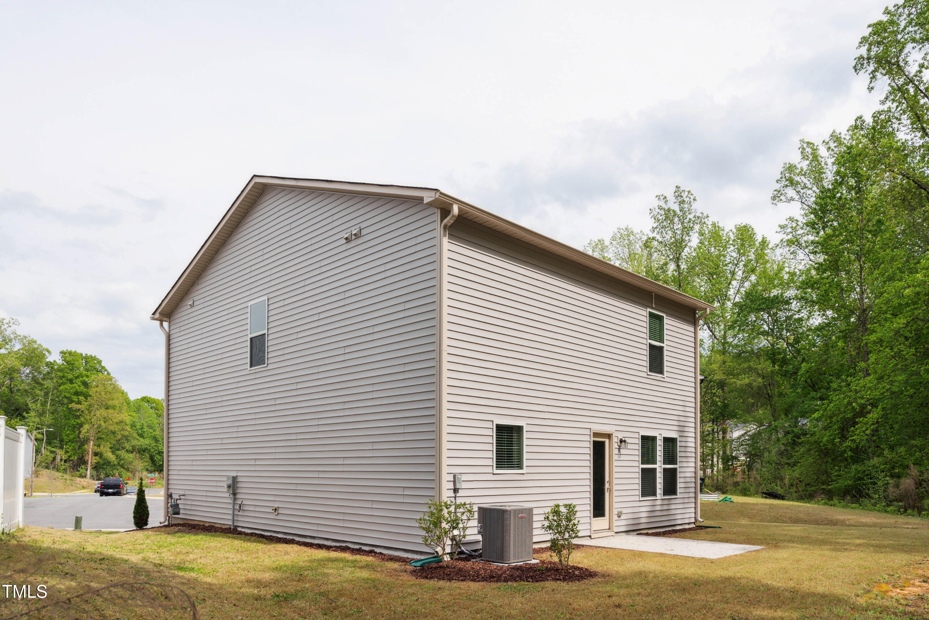 2800 Elsa Drive Raleigh, NC 27610 - Photo 42 of 50 11_dsc01540
