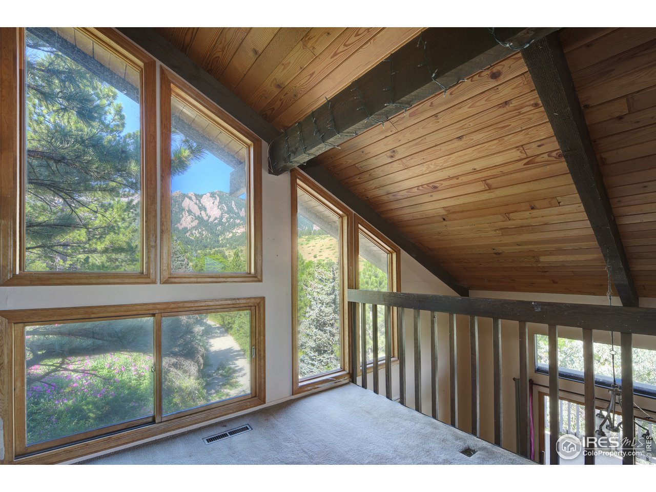 390 Hollyberry Lane Boulder, CO 80305 - Photo 13 of 18