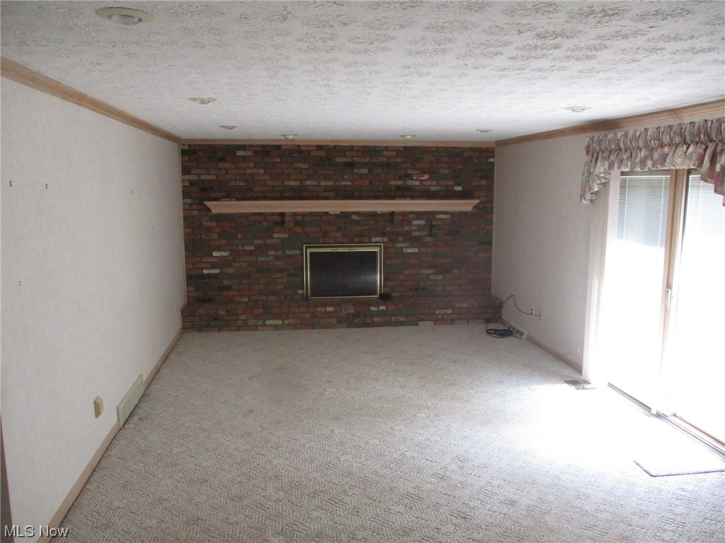37466 Hunters Ridge Solon, OH 44139 - Photo 12 of 35 Gallery Image 12