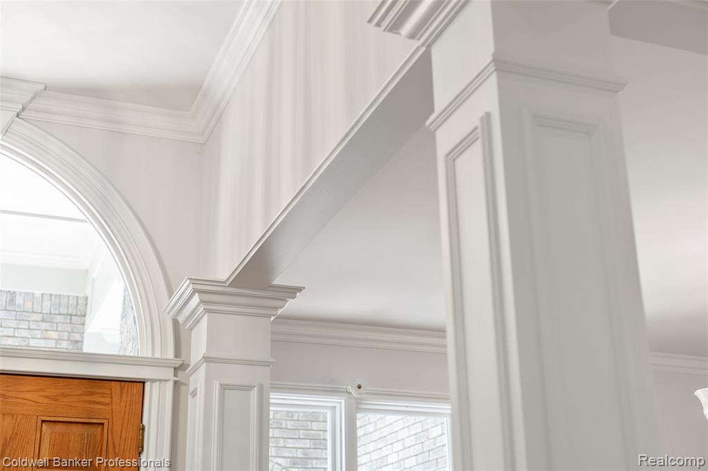 8661 Deerwood Road Clarkston, MI 48348 - Photo 15 of 82 Gallery Image 15