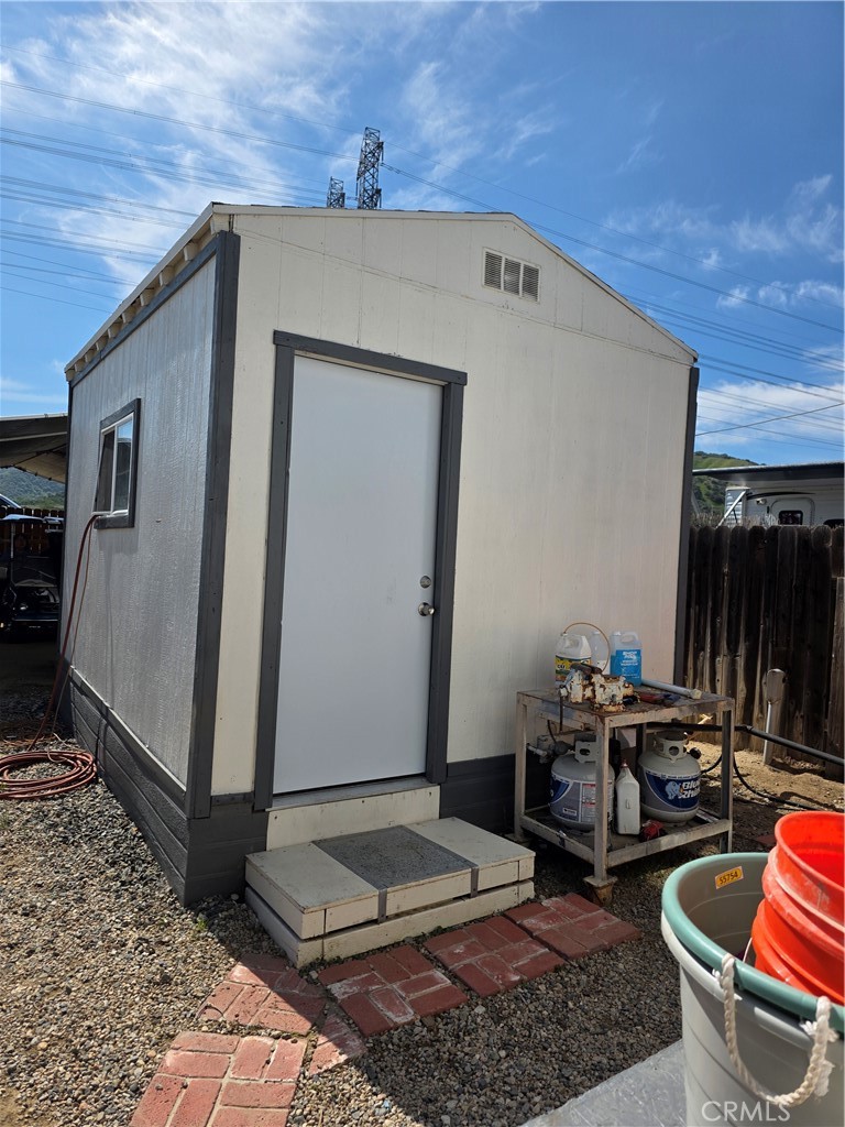 32300 San Timoteo Canyon Road, Unit 186 Redlands, CA 92373 - Photo 22 of 35 Detached laundry room