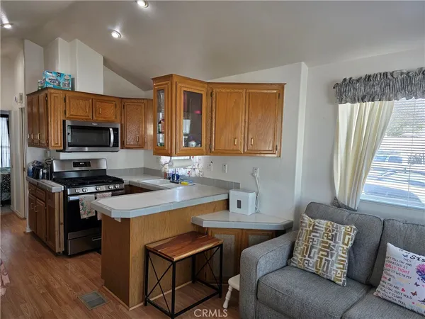 $125,000 | 32300 San Timoteo Canyon Road, Unit 186, Redlands, CA 92373