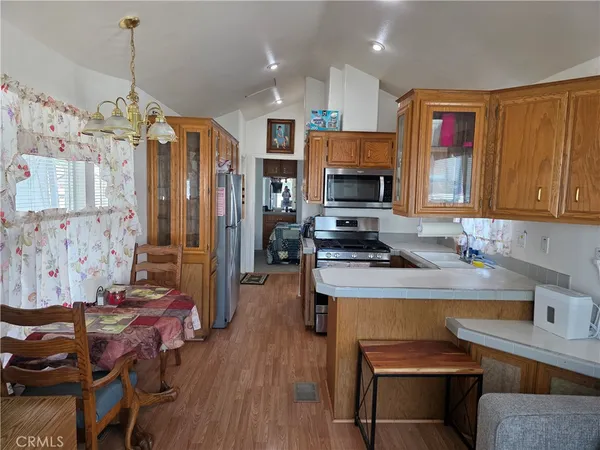 $125,000 | 32300 San Timoteo Canyon Road, Unit 186, Redlands, CA 92373