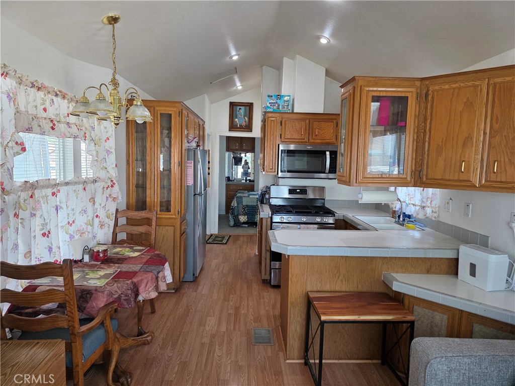 32300 San Timoteo Canyon Road, Unit 186 Redlands, CA 92373 - Photo 7 of 35