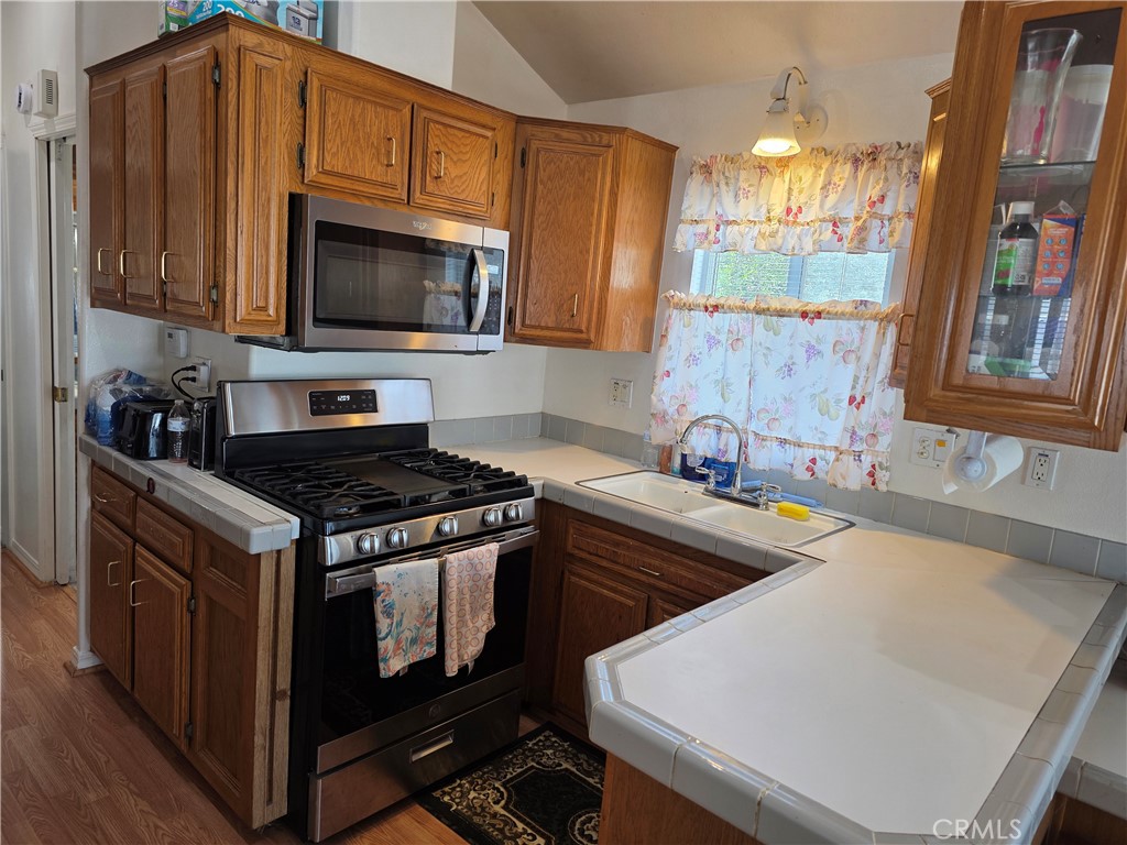 32300 San Timoteo Canyon Road, Unit 186 Redlands, CA 92373 - Photo 9 of 35