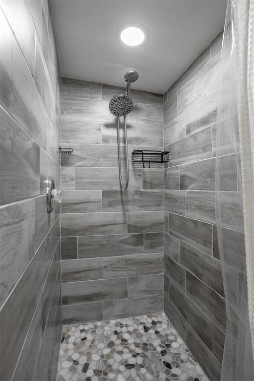 806 Chadsworth Avenue Seffner, FL 33584 - Photo 16 of 38