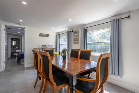 $420,000 | 806 Chadsworth Avenue, Seffner, FL 33584