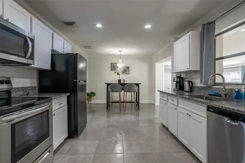 $420,000 | 806 Chadsworth Avenue, Seffner, FL 33584