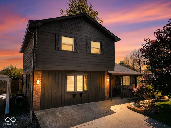$239,000 | 2015 South J Street, Elwood, IN 46036