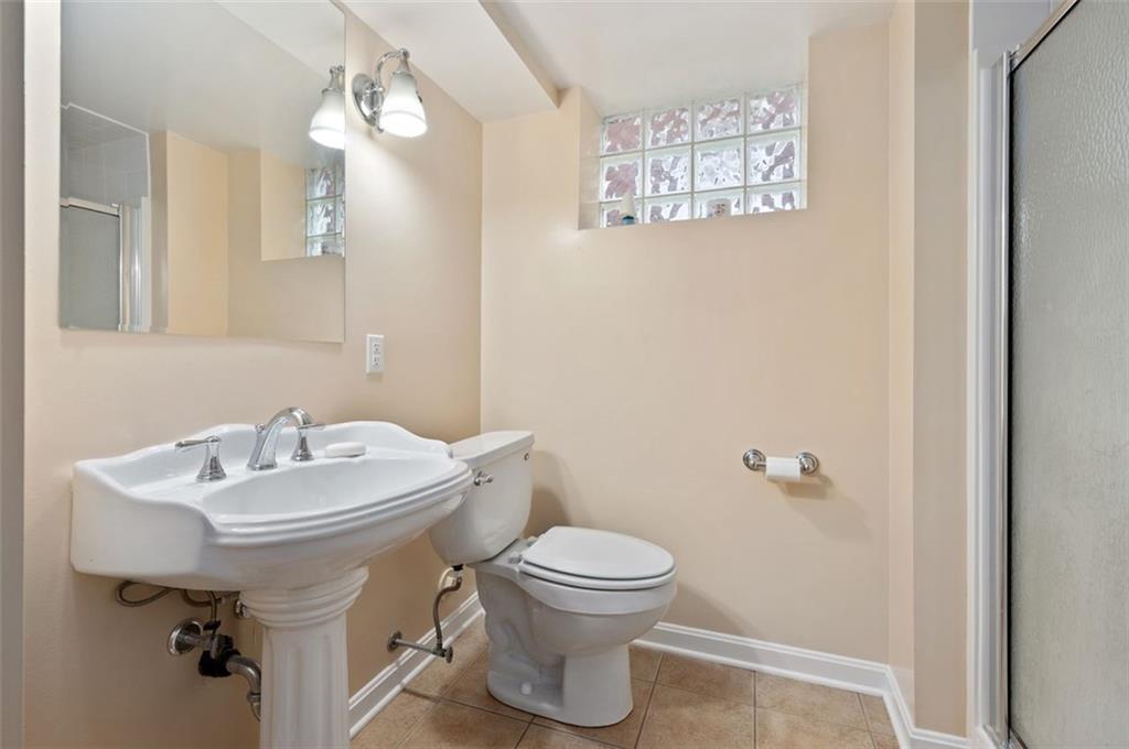 43 West Garden Road Pittsburgh, PA 15227 - Photo 22 of 25 Gallery Image 22