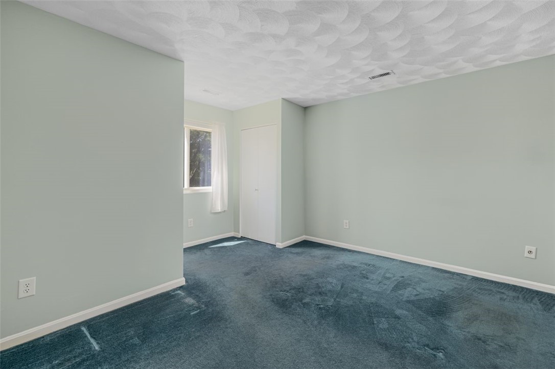 124 Edaville Court Warwick, RI 02886 - Photo 24 of 50