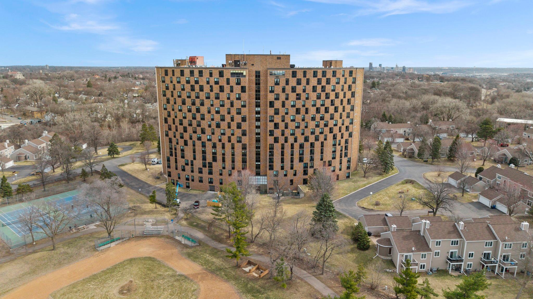 1181 Edgcumbe Road, Unit 1712 St. Paul, MN 55105 - Photo 58 of 63