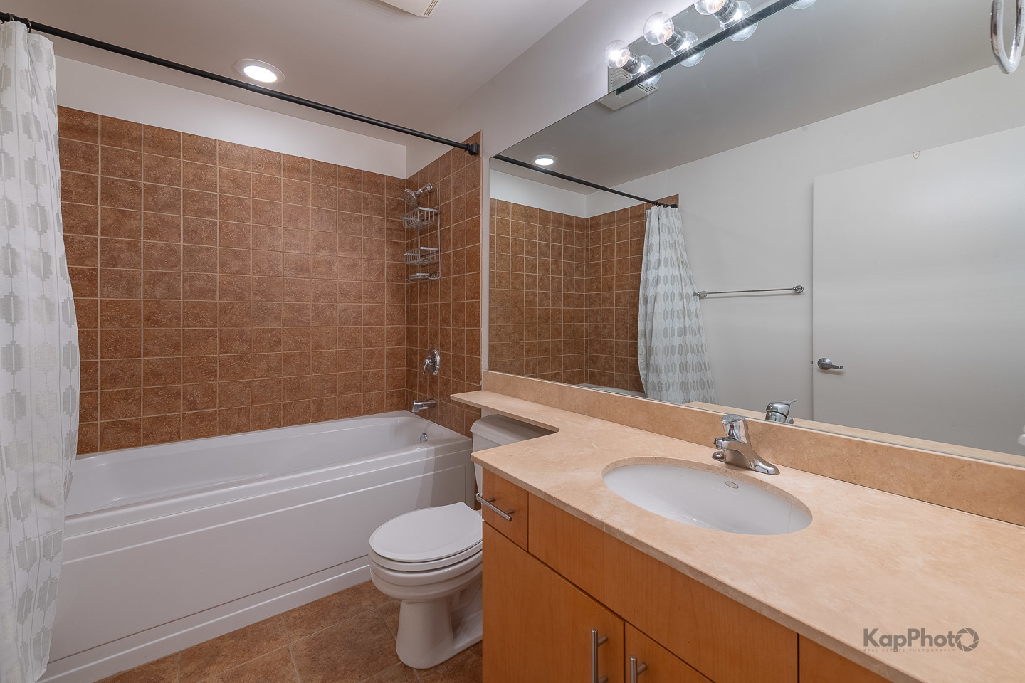 1040 West Adams Street, Unit 117 Chicago, IL 60607 - Photo 18 of 28 Gallery Image 18